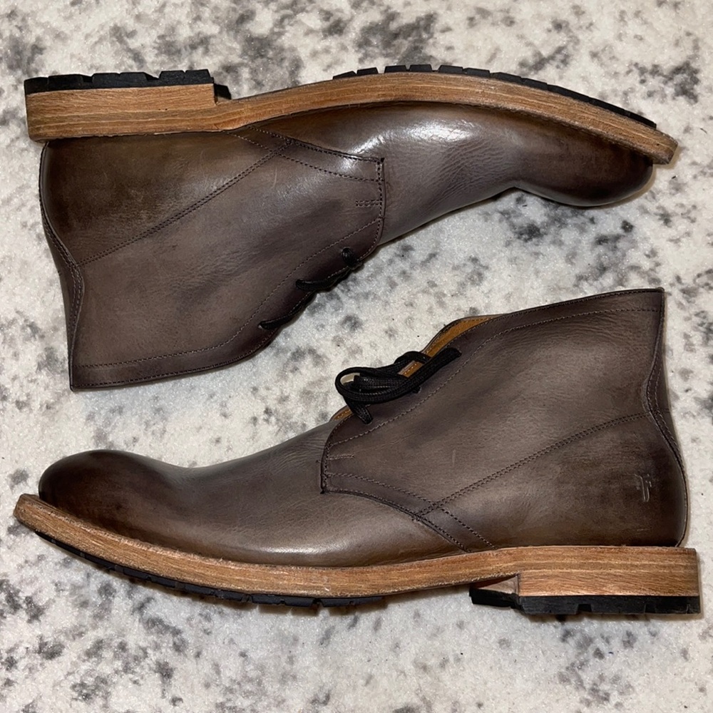 Frye Bowery Chukka Boot